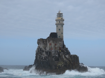 Two Laps Around Fastnet Rock – MV Dirona