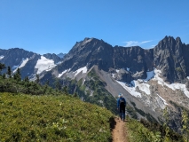 Cascade Pass and Sahale Arm Hike