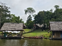 Lodge, Maranon River