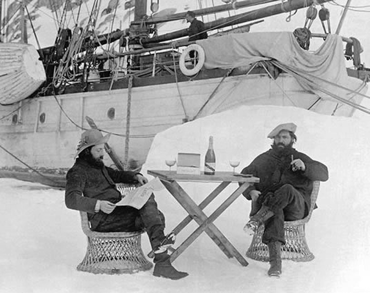 Ice landings, east coast of Greenland